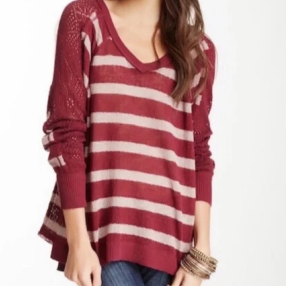 We The Free Fluffy Lou Oversized Deep Pink Purple V-Neck Knit Sweater Size XS